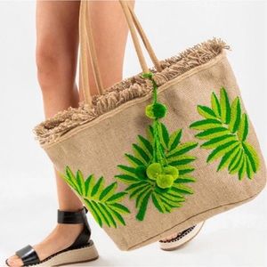 Francesca’s Large Straw Tote/Beach Bag